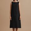 Je vois la vie en noir (I see life in Black) - Linen Dress