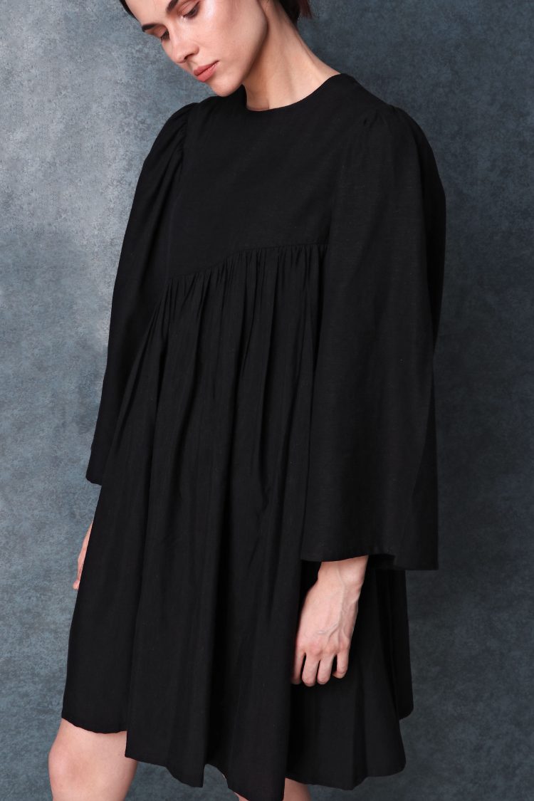 Black Linen Round Neck Dress