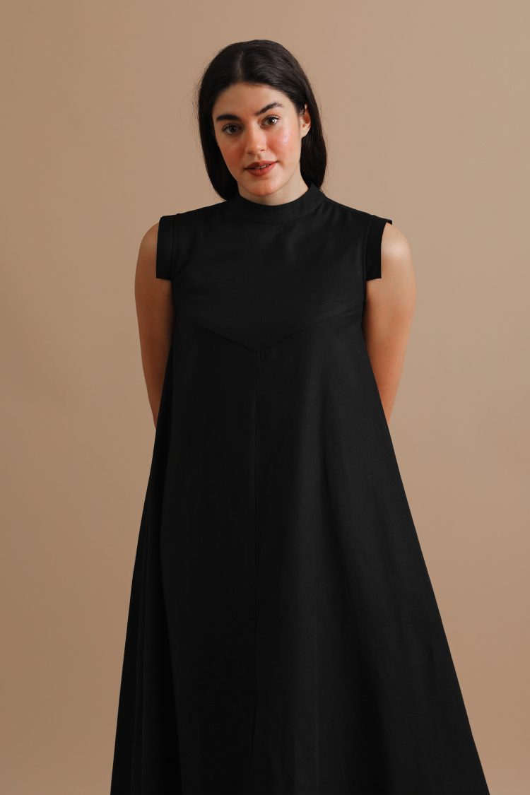 Long black skirt outfit zelda hot sale