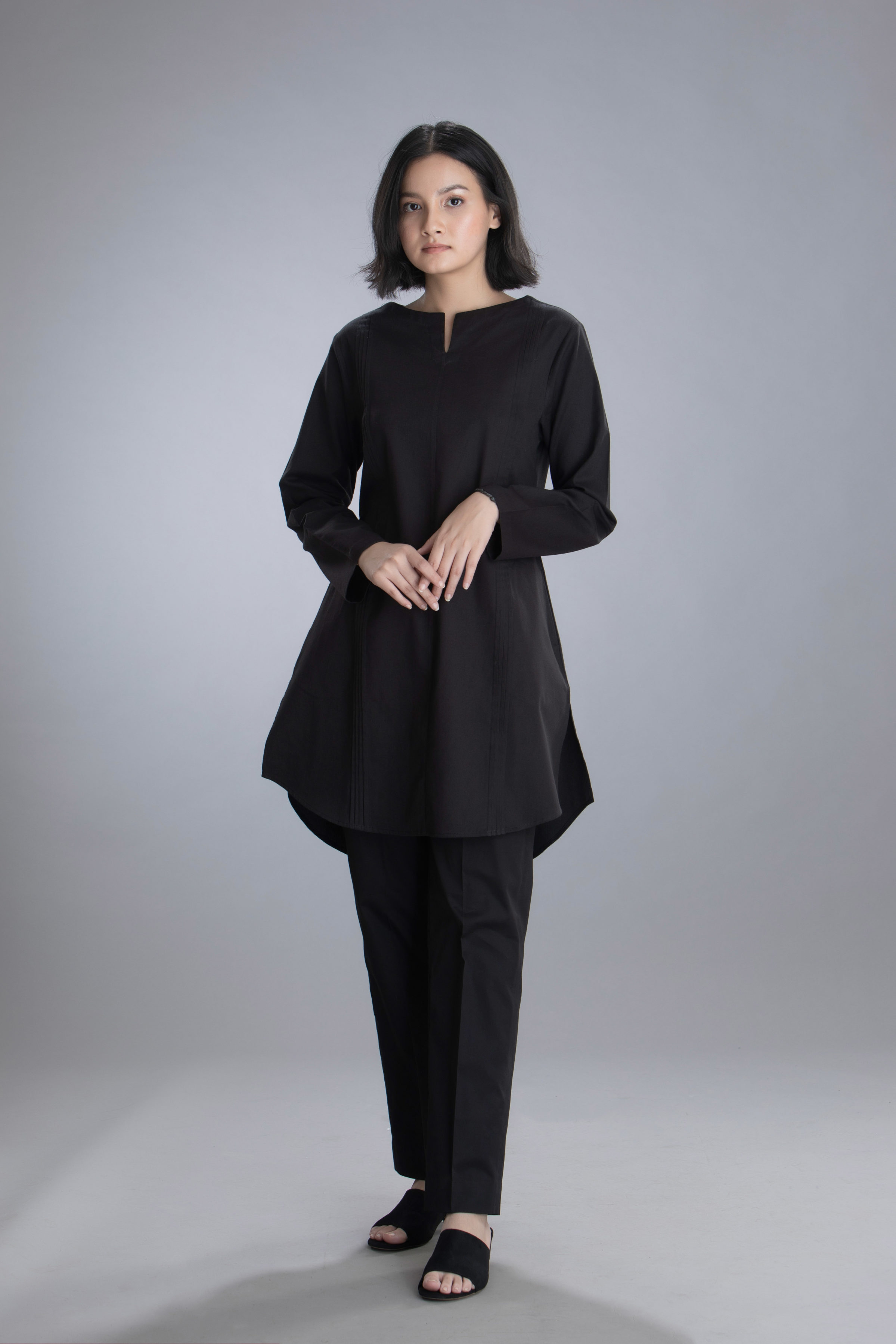 Alternate Life Long Sleeve kurta with tucks