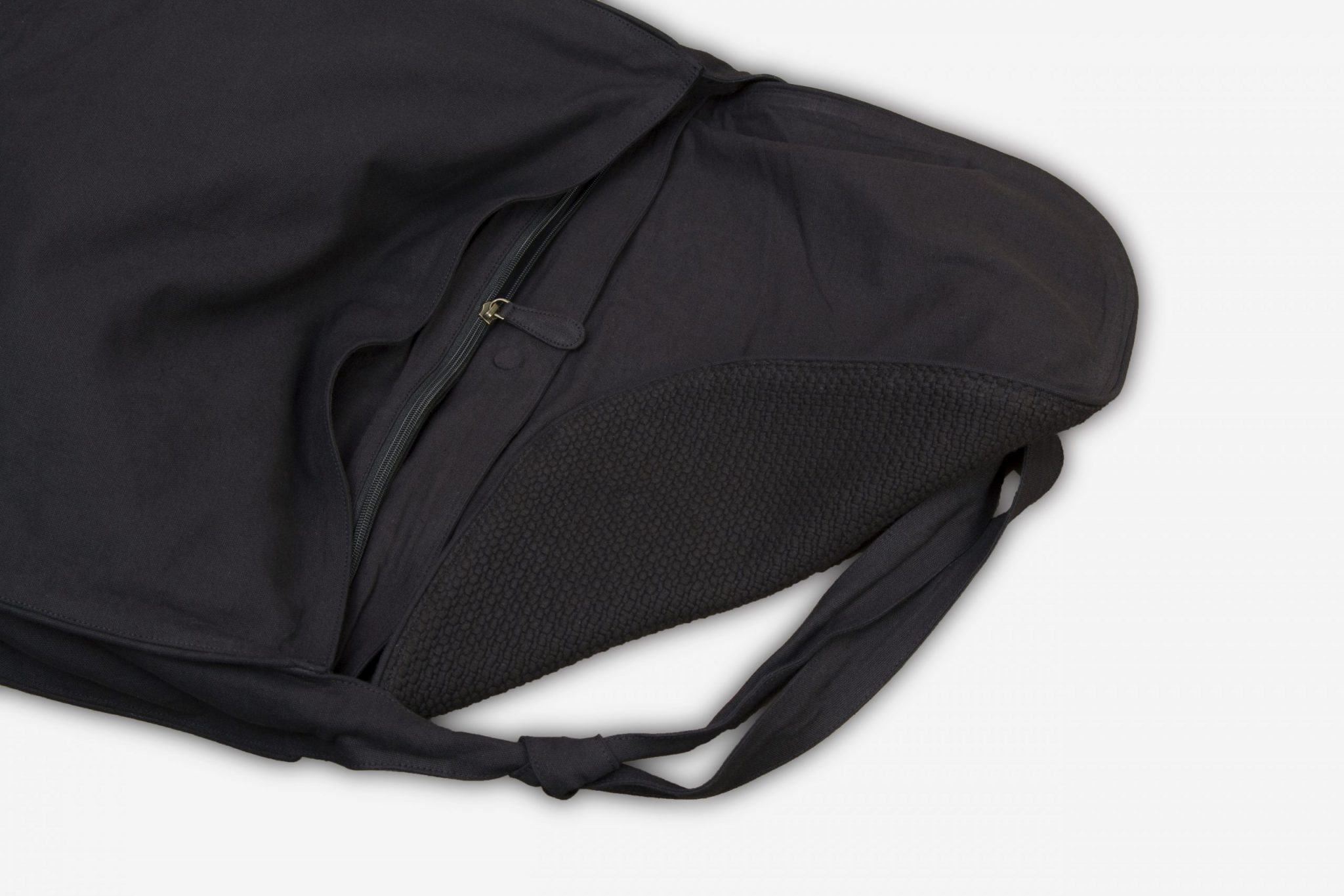 Voyager Bag