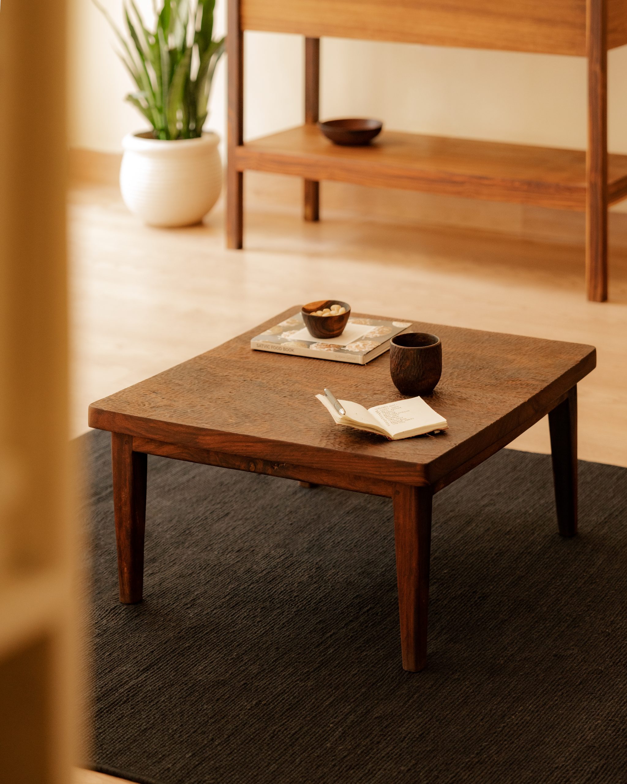 Saraf furniture coffee table deals