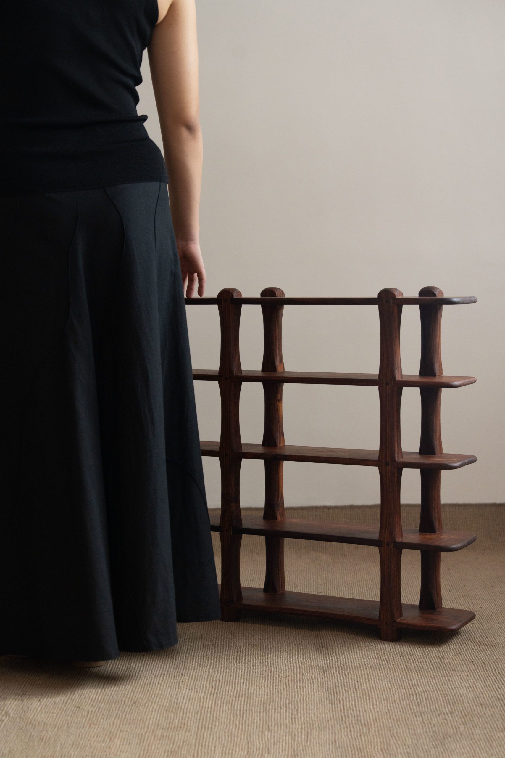 MEDIUM WOODEN SHELF - Image 2