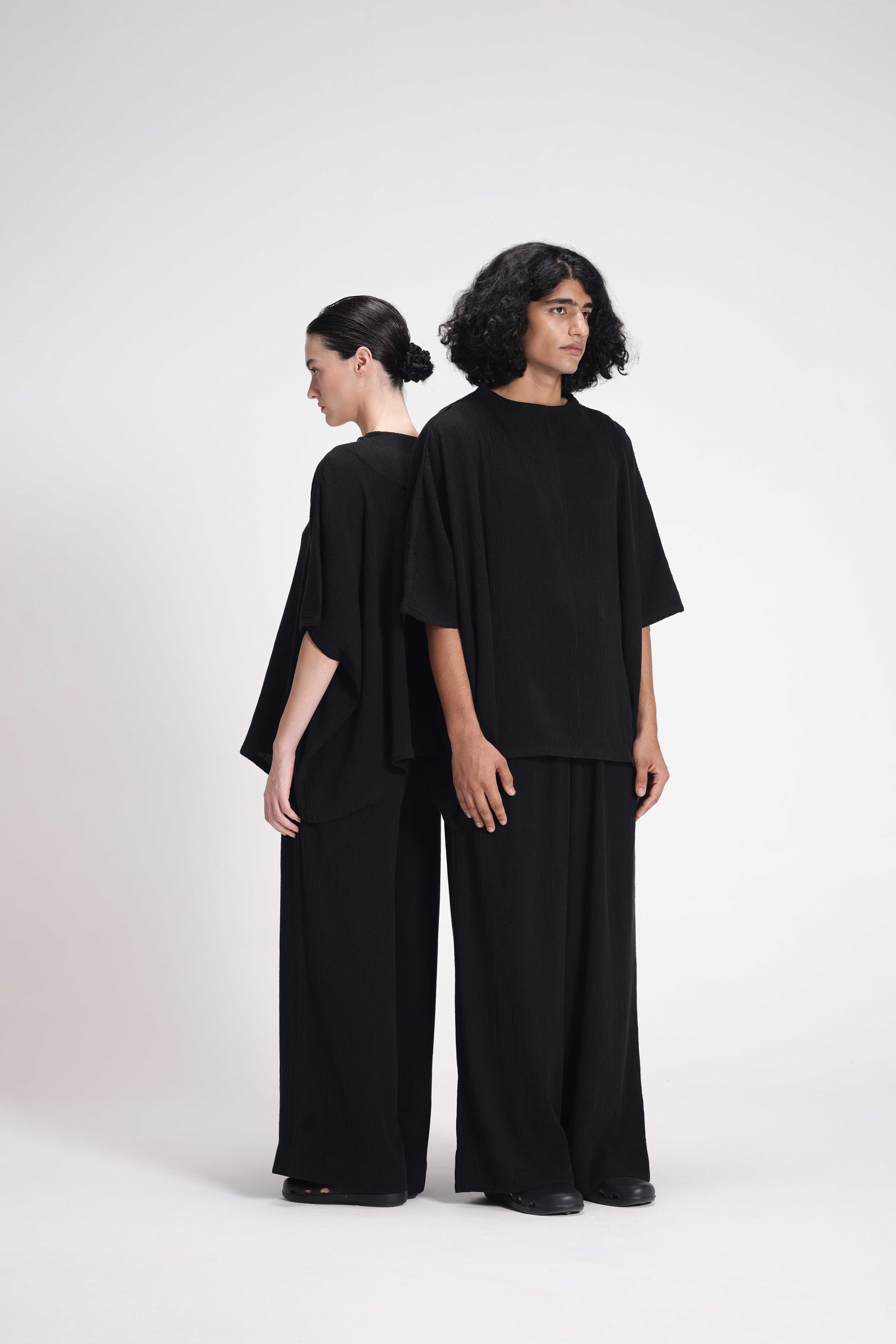 TEXTURED DRAWSTRING STRAIGHT PANT