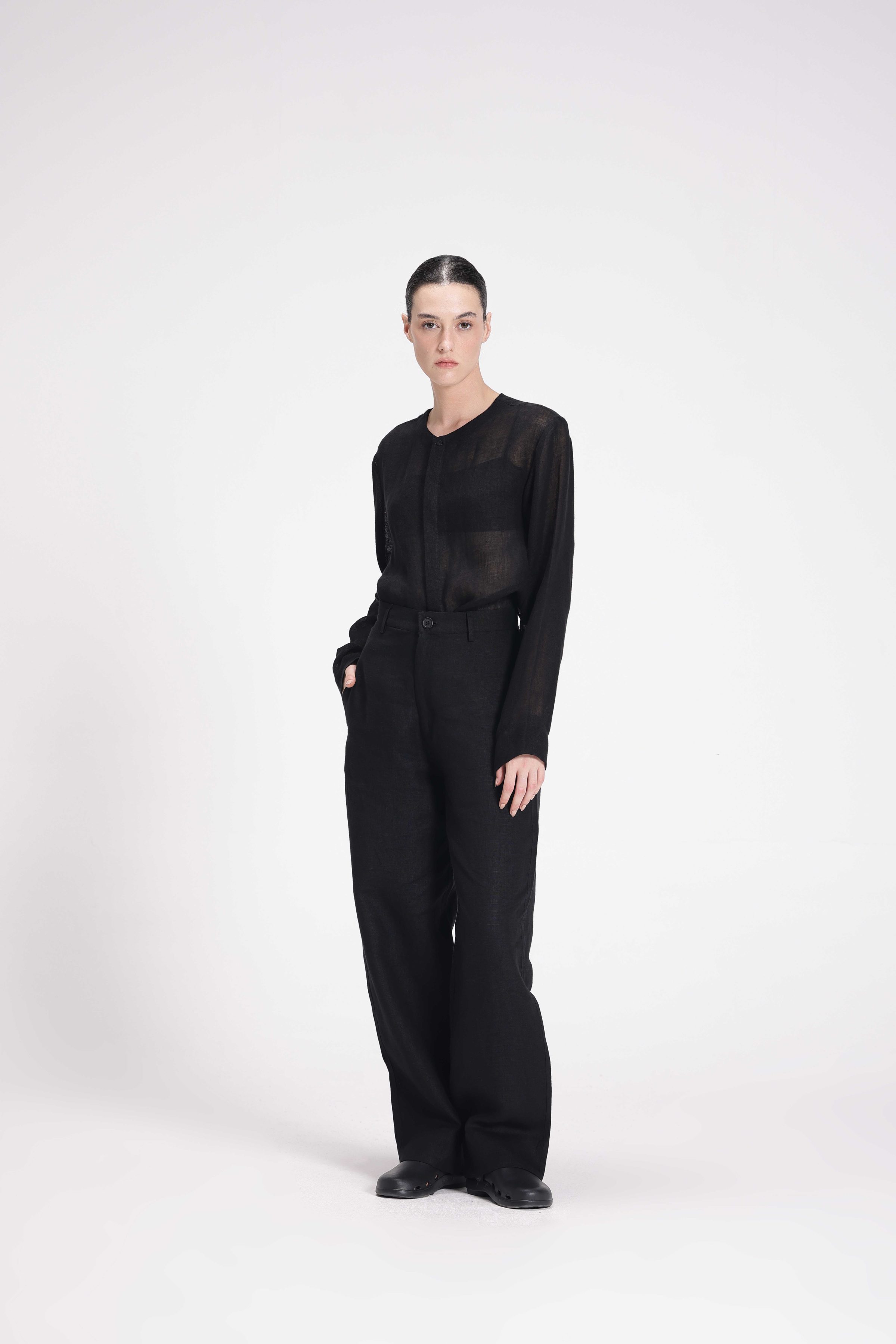 LINEN MID-RISE STRAIGHT PANTS