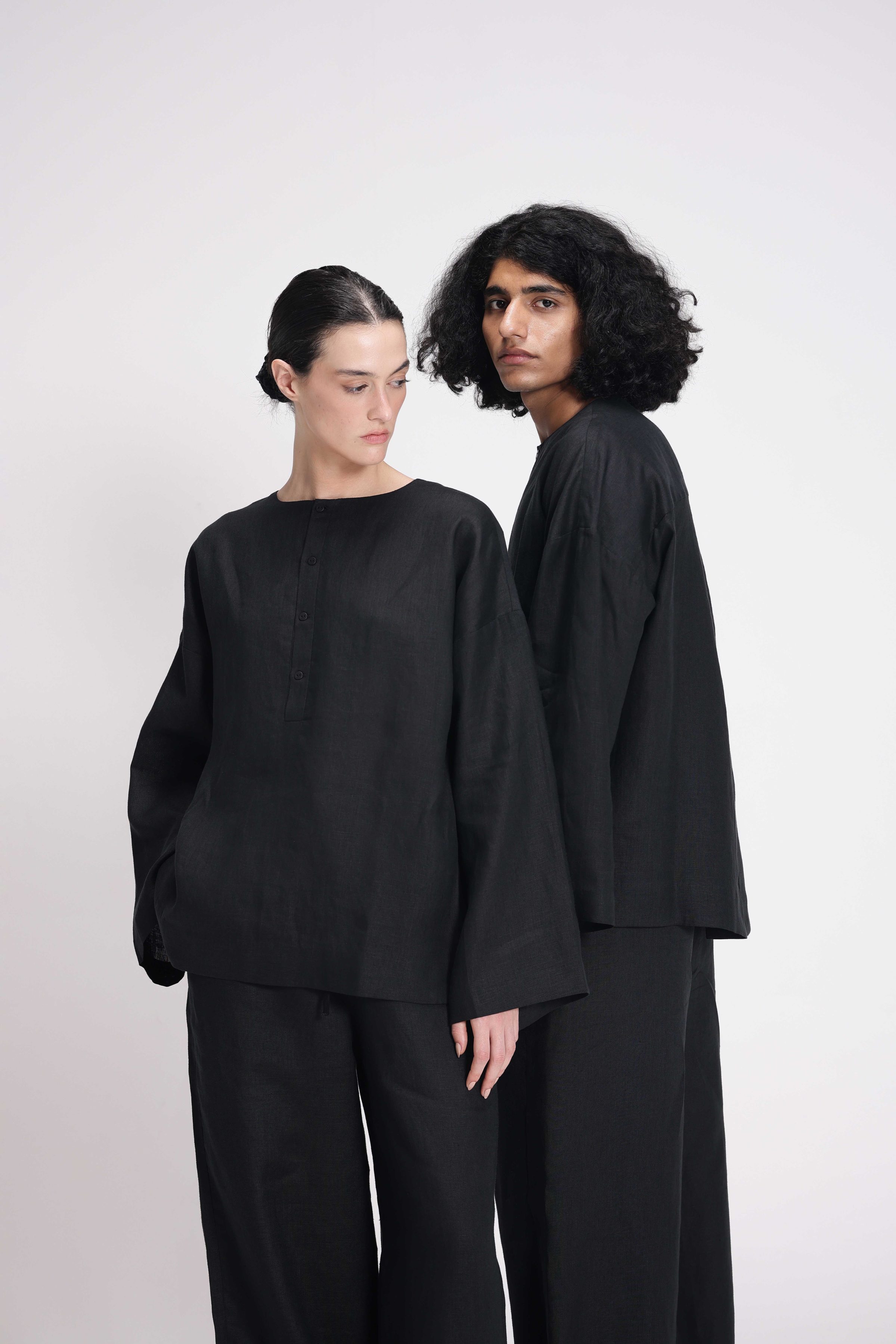 LINEN FULL SLEEVES TOP