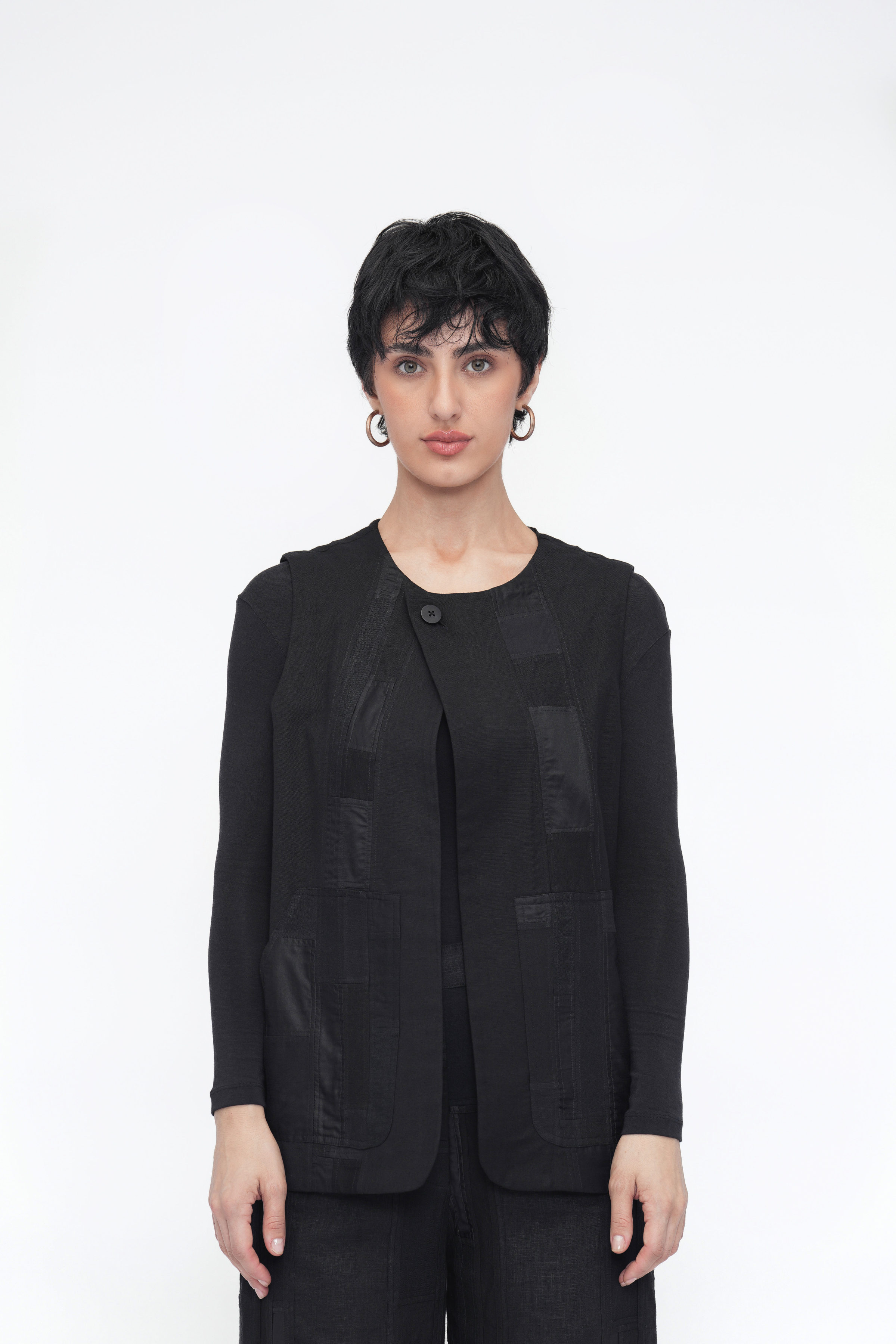 RIGPA VEST OUTERWEAR